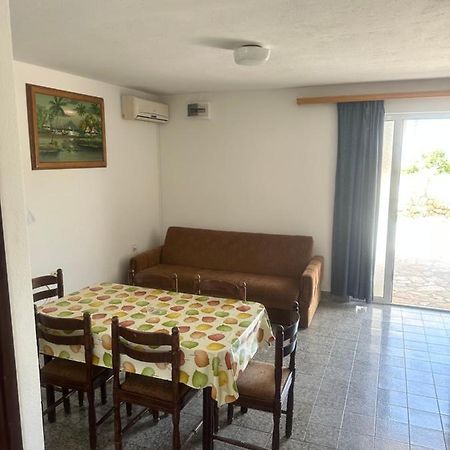 נובליה Apartmani Marko מראה חיצוני תמונה