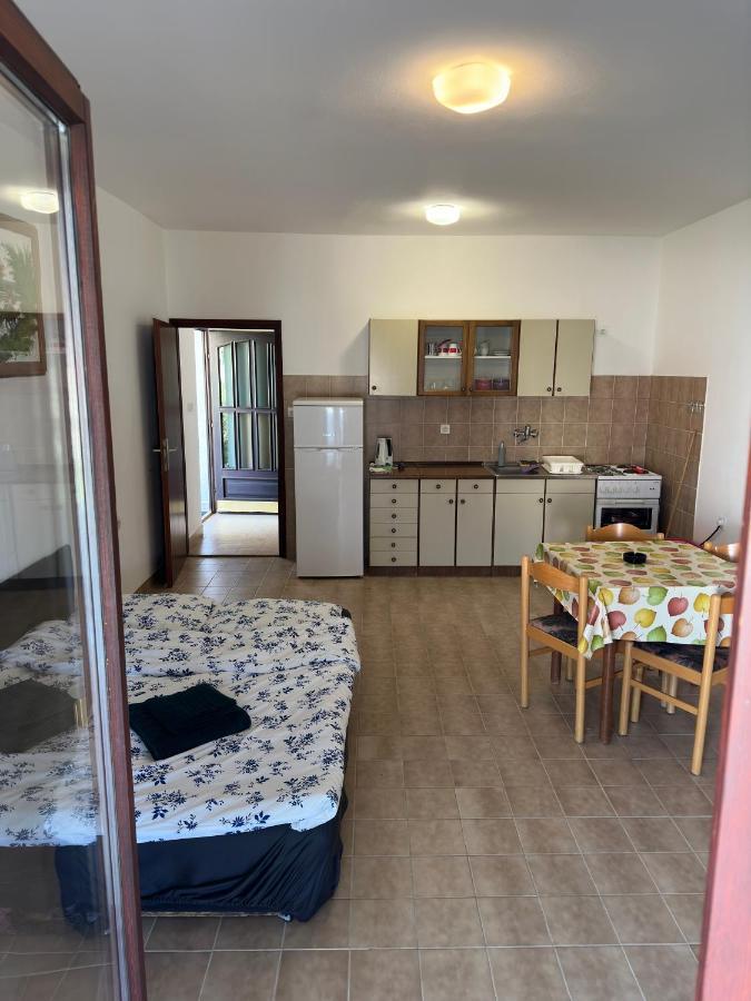 נובליה Apartmani Marko מראה חיצוני תמונה