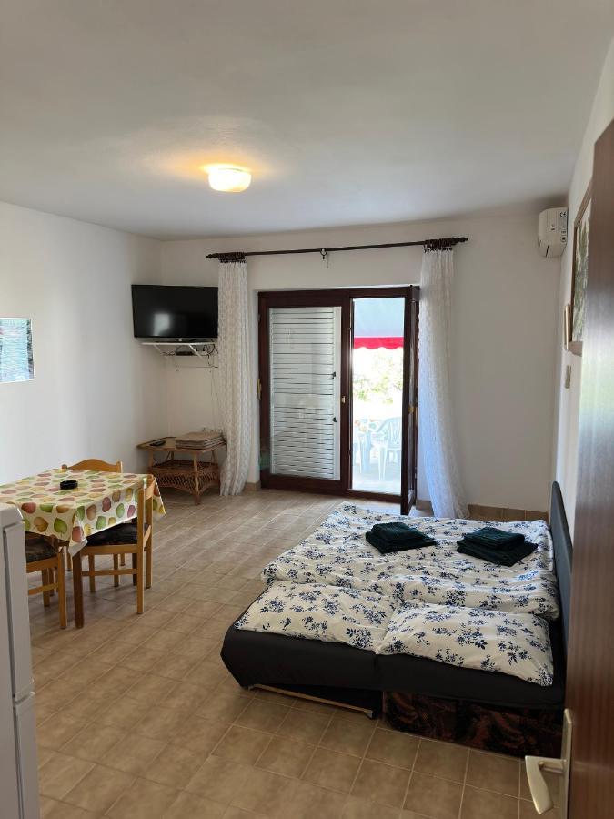 נובליה Apartmani Marko מראה חיצוני תמונה