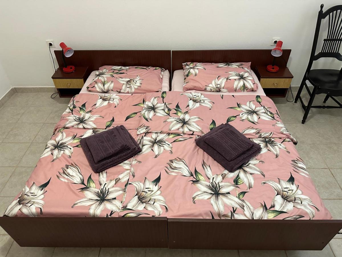 נובליה Apartmani Marko מראה חיצוני תמונה
