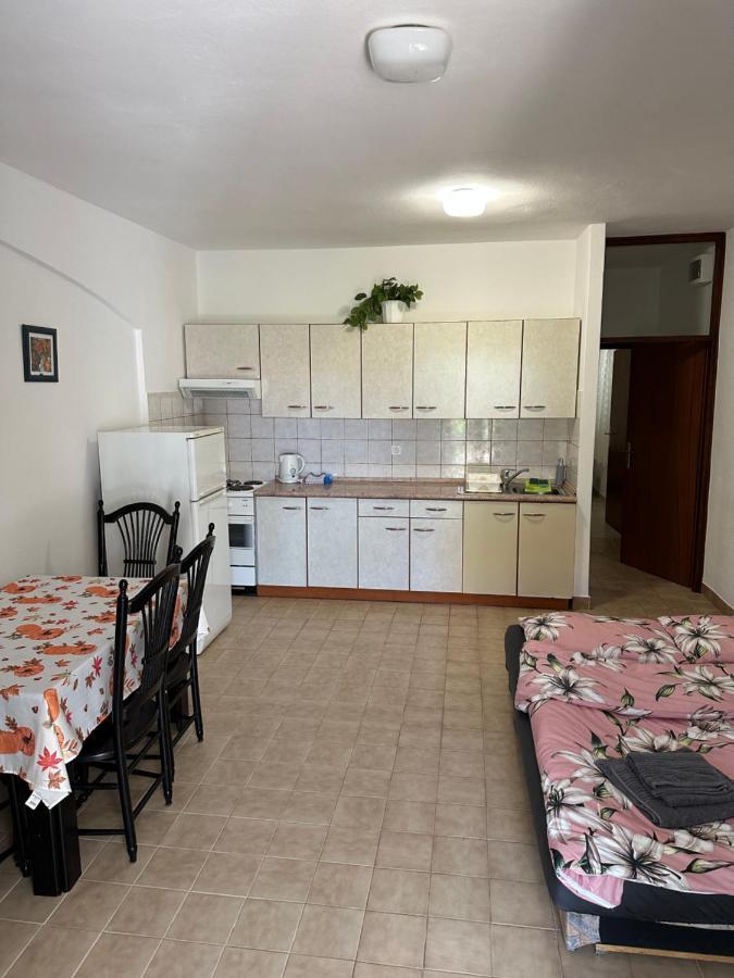 נובליה Apartmani Marko מראה חיצוני תמונה