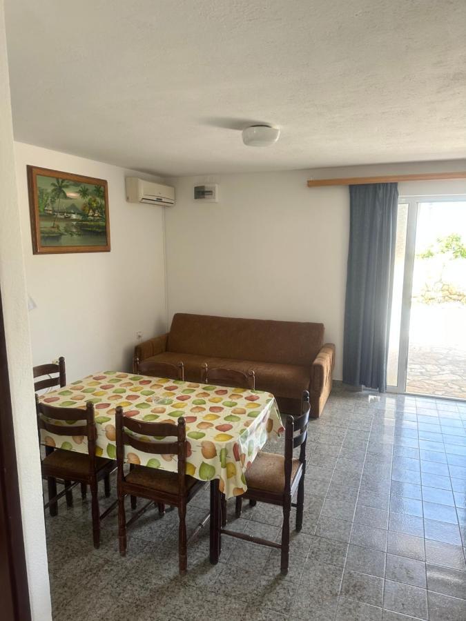 נובליה Apartmani Marko מראה חיצוני תמונה