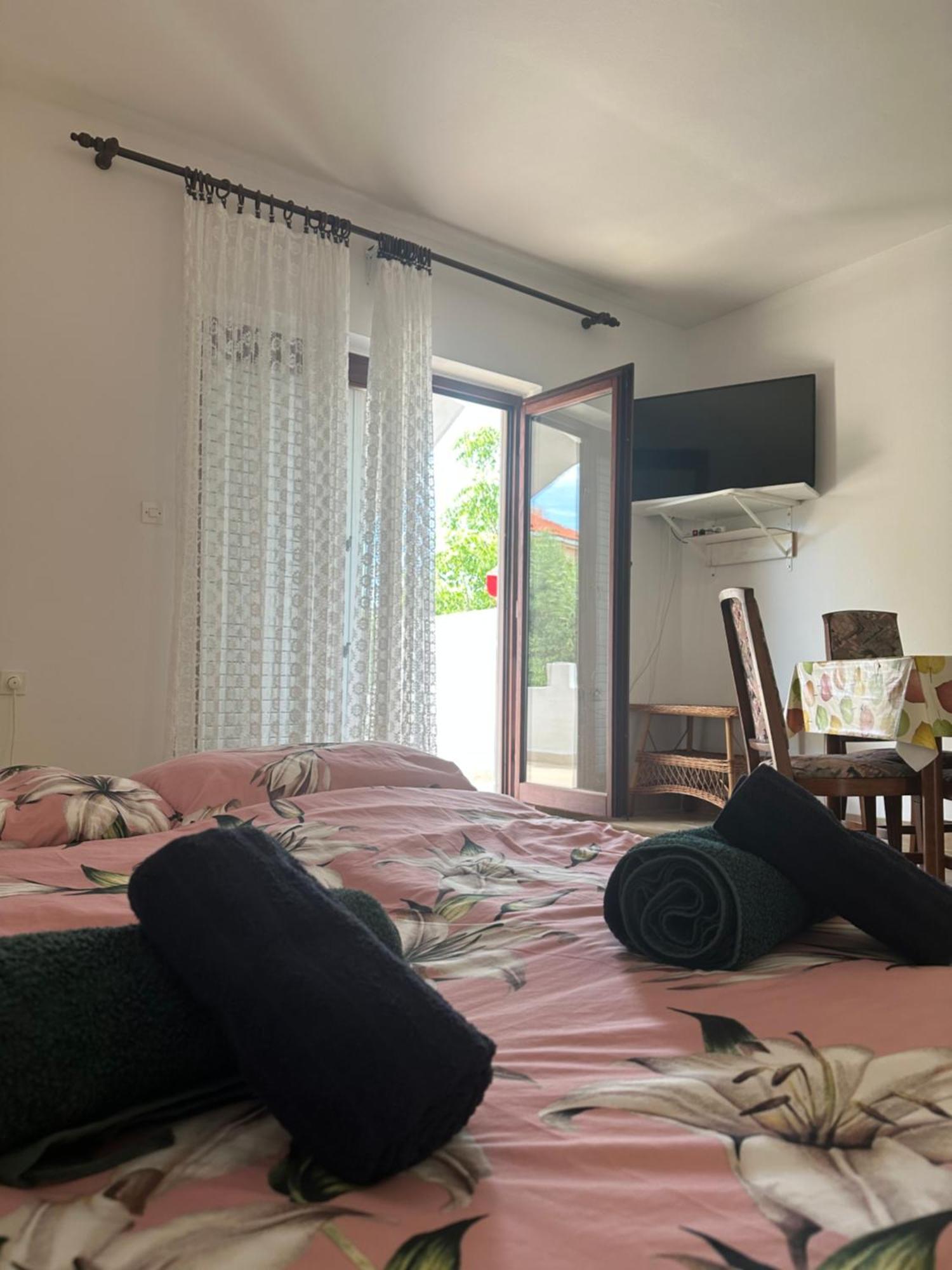 נובליה Apartmani Marko מראה חיצוני תמונה