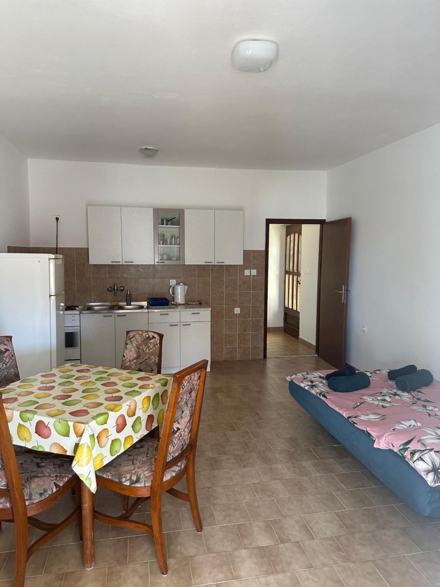 נובליה Apartmani Marko מראה חיצוני תמונה